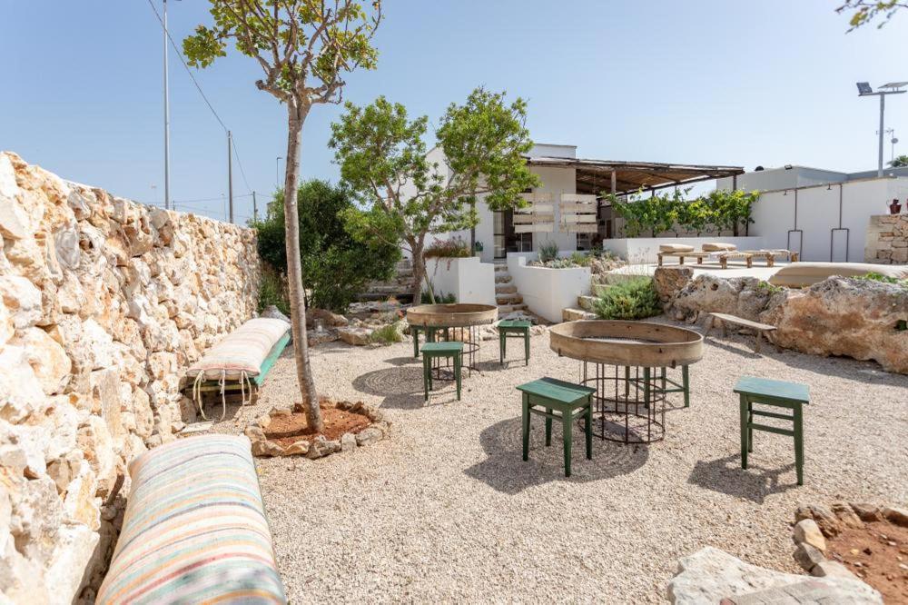 Bed and Breakfast Trullo Santovia Сант'Ізідоро Екстер'єр фото