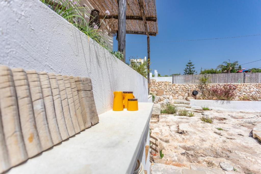 Bed and Breakfast Trullo Santovia Сант'Ізідоро Екстер'єр фото