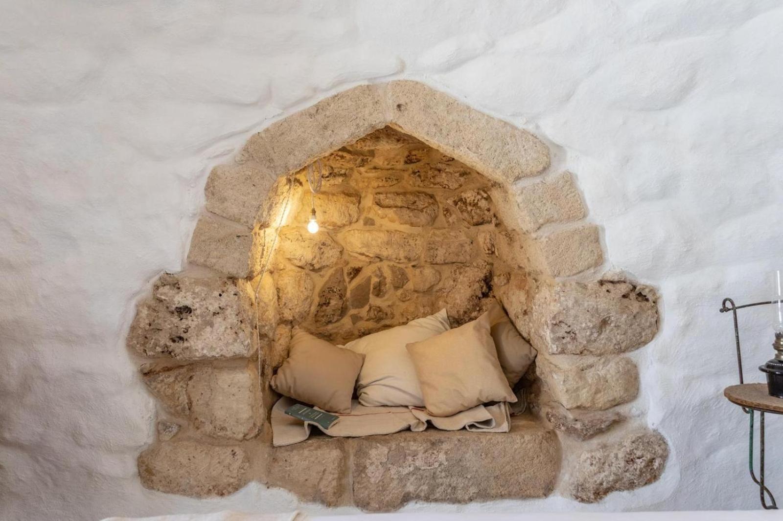 Bed and Breakfast Trullo Santovia Сант'Ізідоро Екстер'єр фото